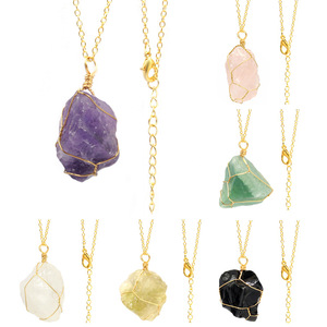 สร้อยคอพลอยหยาบจากธรรมชาติพร้อมคริสตัลบำบัดพลังงานหินจักระโซ่ - Product Image 2