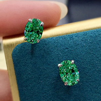 Großhandel Maßgefertigte Mehrfarbige Ovale Solitär-CZ-Ohrstecker 4-Krappen Simulierter Saphir Labor-Gezüchtete Diamant-Ohrringe für Frauen und Mädchen