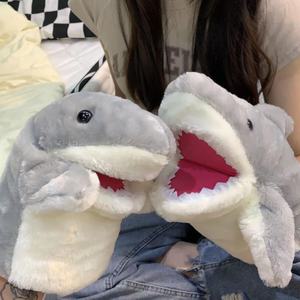 Petit requin main marionnette gant peluche peluche poupée douce avec bouche mobile pour le soulagement du Stress cadeau d'anniversaire étrange - Product Image 3