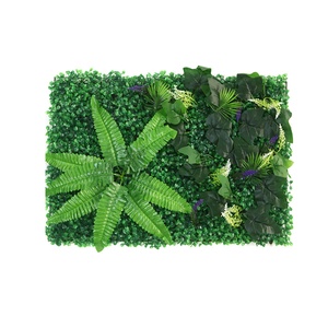 Décoration Murale Artificielle en Aluminium, Design Lierre Vertical Résistant, Forme Continue, 60 cm (20''x20'') - Product Image 2