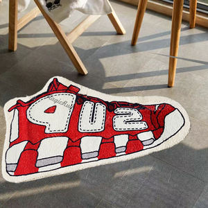 Tapis de chaussure personnalisé paillassons anti-dérapant fait à la main moelleux Shag Sneaker tapis anti-dérapant tapis tufté avec logo - Product Image 2