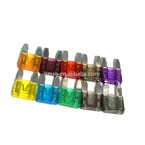 2 3 5 7.5 10 15 20 25 <span class=keywords><strong>30</strong></span> 40 AMP <span class=keywords><strong>APM</strong></span>/ATM 32V Mini fusibles Style lame 40A Protection contre les courts-circuits Mini fusible lame voiture - Product Image 1