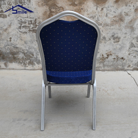Chaise de banquet d'hôtel certifiée SGS TUV, empilable, avec structure métallique entièrement soudée et revêtement en tissu, capacité 250 kg, vente en gros directe usine Chine
