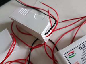 5V1A AC-<span class=keywords><strong>DC</strong></span> Módulo de Alimentação AC110V 220V 230V para <span class=keywords><strong>DC</strong></span> <span class=keywords><strong>3.3V</strong></span> 5V 9V12V 24V Branco Shell Isolando Interruptor 5W Mini Buck Converter - Product Image 6