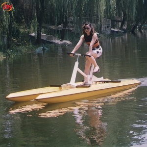 Aufblasbares Hydrofoil-Tretboot für das Meer – Einzel-Wasserfahrrad zum Verkauf - Product Image 1