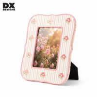 Cadre photo en céramique nordique DX Designs en gros, 4x6 5x7 pouces, bordure ondulée florale rayée pour décoration de mariage et de maison