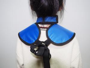 Delantal de media falda de plomo pequeño para niños de (M) - Product Image 2