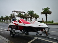 Sertifikat CE Kapal Mini Berkualitas Tinggi 15ft untuk Olahraga Air, Kapal Cepat dengan Bimini Top, Kapasitas 4 Orang, Yacht Fiberglass, Mesin 60hp-90hp