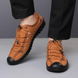 Sandales plates pour hommes en cuir véritable, à bout ouvert, à lacets, chaussures décontractées d'été respirantes, semelle extérieure en caoutchouc, couleur unie, chaussures de papa - Product Image 1