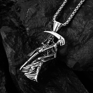 Collana con Ciondolo in Acciaio Inossidabile Lucidato Stile Hip-Hop, Regalo per Uomo, Motivo <span class=keywords><strong>Falce</strong></span> <span class=keywords><strong>della</strong></span> <span class=keywords><strong>Morte</strong></span>, Dio <span class=keywords><strong>della</strong></span> <span class=keywords><strong>Morte</strong></span> - Product Image 2