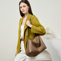 Cuir Véritable Sac Hobo Fourre-Tout Fabricant Vente en Gros Vintage Sac Bandoulière pour Femme Fait Main Résistant Durable