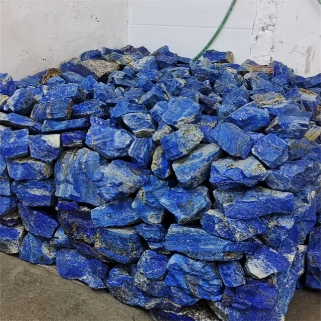 Lapislazzuli blu, gemma grezza