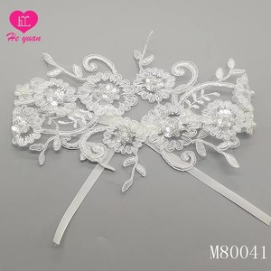 M80041 Jarretière de mariée sexy en dentelle et ruban de satin - Product Image 2