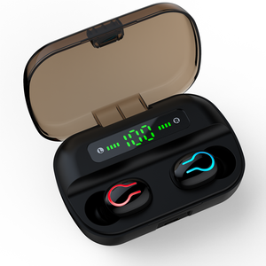 Q82 TWS auriculares inalámbrico resistente al agua en el oído Auriculares auriculares con Banco de la energía - Product Image 3