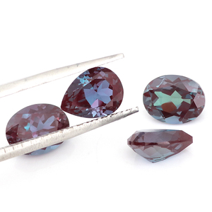 Pierres précieuses de haute qualité cultivées en laboratoire, taille ovale, <span class=keywords><strong>alexandrite</strong></span> cultivée en laboratoire, pierres précieuses à changement de couleur avec certificat GRC, <span class=keywords><strong>prix</strong></span> par <span class=keywords><strong>carat</strong></span> - Product Image 1