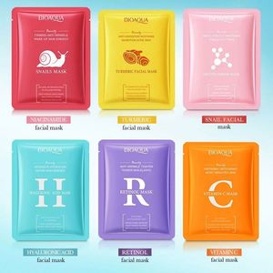 Mascarilla facial coreana <span class=keywords><strong>Bioaqua</strong></span> con ácido hialurónico y vitamina C, set de 30 mascarillas faciales hidratantes e iluminadoras, venta al por mayor. - Product Image 4
