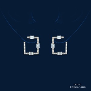 Hot Sale Lab Grown Diamond <b>Stud</b> Earrings for Daily Wear Comfortable Elegant Diamond Jewelry Available at Good Price - Product Image 1