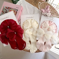 Gorro de cuidado para fontanela de recién nacido con bonito lazo y flor de hilo, conjunto de gorro y calcetines para bebé, ideal para uso diario en casa.