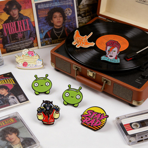 Pins de Esmalte Personalizados Inspirados en Anime, Insignias con Temática de Dibujos Animados, Diseño de Personajes, Estilo Kawaii, Broche Personalizado para Sombrero - Product Image 3