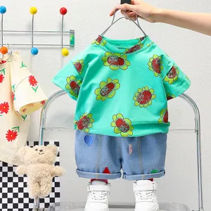 Koleksi Baru Musim Panas 2024 pakaian anak bayi laki-laki T-shirt Jeans Yiwu Guangzhou Harga Murah Kualitas anak 1-5 tahun