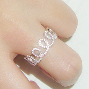 Anello di Diamanti Q478 in Oro Bianco, Taglio Brillante Rotondo, Colore D Naturale, Stile Romantico per Matrimonio Femminile - Product Image 2