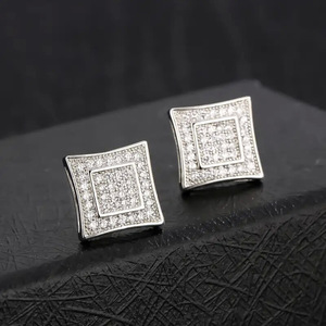 Orecchini a Perno Quadrati Minimalisti per Donne, Design Geometrico, Eleganti Accessori per Orecchie, Regalo per Uso Quotidiano e Feste - Product Image 1