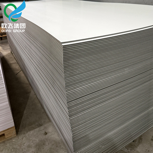 Feuille de <span class=keywords><strong>PVC</strong></span> Oufei à 3 couches ultra brillante avec charbon de bambou, taille personnalisée, épaisseur 5 mm pour meubles et panneaux muraux - Product Image 1