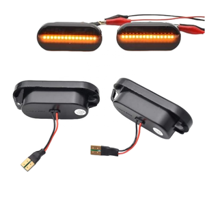 Feux clignotants latéraux à LED ambrées 2Pcs Clignotants dynamiques séquentiels pour <span class=keywords><strong>Seat</strong></span> <span class=keywords><strong>Leon</strong></span> mk2 Ibiza Altea - Product Image 1