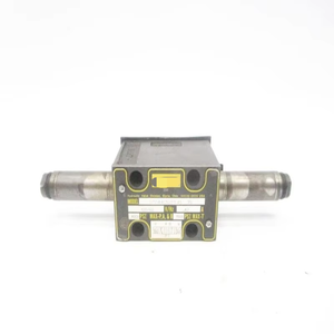 D1VW4CNYPF4575 120V 0.42A 4000PSI Nuevo controlador de programación PLC de automatización Industrial de almacén listo Original - Product Image 1