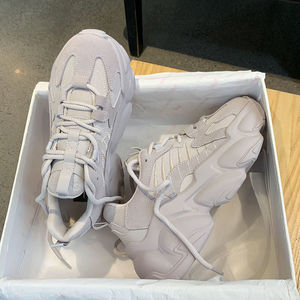 Vente directe d'usine, vente en gros, nouvelle conception, sans marque, logo personnalisé, <span class=keywords><strong>chaussures</strong></span> de sport décontractées pour femmes de haute qualité à <span class=keywords><strong>bon</strong></span> <span class=keywords><strong>prix</strong></span> - Product Image 4