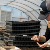 Plateau hydroponique en plastique moderne de haute qualité pour le jardin à la maison pour une utilisation suspendue et au sol dans les jardinières de pépinière de tomates