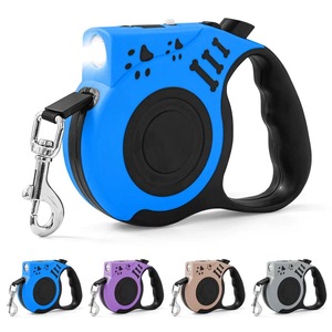 Correa Retráctil Automática para Perros, con LED Reflectante, Recargable por USB, de Plástico, para Razas Pequeñas - Product Image 6