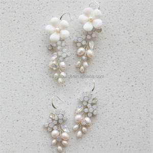 Женские серьги с жемчугом - Product Image 1