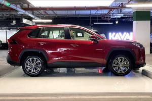 2024 Toyota RAV4 VX One Owner bekas cukup - Product Image 5