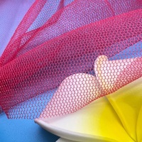 Tissu en maille de nylon respirant rouge 25 g/m² léger 1 mm 100 % nylon pour robes de soirée et robes à paillettes, tissu tulle, tissu dentelle