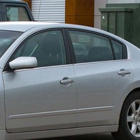 Déflecteurs de fenêtre Nissan Altima 1993-2023 Translucides Foncés Autocollants Déflecteurs de vent Pare-pluie 4 pièces