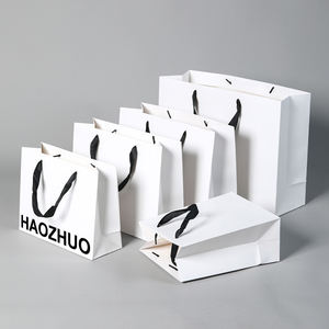 Bolsas de Papel Blancas de Cartón al por Mayor, Bolsas de Regalo Personalizables de Lujo, Bolsa de Papel Personalizada para Pequeñas Empresas con su Propio Logotipo - Product Image 1