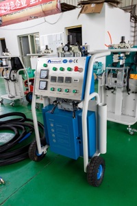 Petite machine à mousse pulvérisée en <span class=keywords><strong>polyuréthane</strong></span> machine à polyurée <span class=keywords><strong>isolation</strong></span> étanche pour mur toit plancher sous-<span class=keywords><strong>sol</strong></span> <span class=keywords><strong>grenier</strong></span> réservoirs bâtiments - Product Image 3