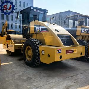 Rouleau compresseur CAT CS-683E neuf, équipement d'origine d'usine - Product Image 4