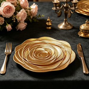<span class=keywords><strong>Assiette</strong></span> de Présentation PP Dorée Électrolytique de Luxe, Tendance et Durable, avec Technique Pigmentée, Style Américain, Motif Rose Personnalisé - Product Image 2