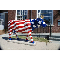 Statue de vache laitière en résine de fibre de verre de taille réelle de couleur rouge décorative d'extérieur faite à la main à vendre