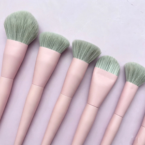 YRX 12PCS Pink Luxury Makeup Brush Set Oem Custom Private Label Fluffy Makeup Brushes Set With Synthetic Fibers - Product Image 3