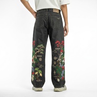 Jean Homme DIZNEW Gris Foncé Délavé Coupe Ample avec Broderie Totem Oriental (Couronne Rouge, Grue, Fleur de Cerisier, Nuage, Vague, Fret) et Étiquette Personnalisée OEM