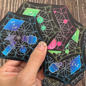 Cartas de Tarot y Oráculo Personalizadas, Mazo de Afirmaciones para Juegos Familiares y de Fiesta, Impresas en Papel de Arte de 300 g/m² con Caja Rígida - Product Image 3