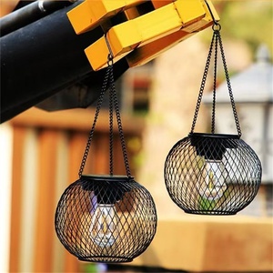 Lámpara Solar Redonda de Malla Metálica con Luces LED Cálidas Impermeables para Exteriores, Ideal para Jardín, Patio y Decoración - Product Image 3