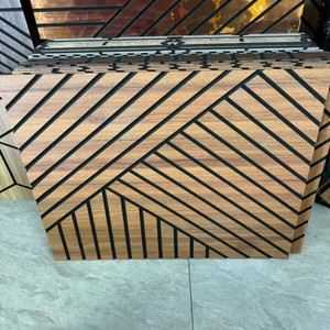 Panneaux muraux en <span class=keywords><strong>bois</strong></span> MDF à lattes, design moderne européen, ignifuges, insonorisants, décoration, vente en gros d'usine - Product Image 6