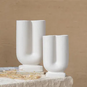 Vas dekorasi baru vas silinder bentuk U keramik buram Matte Deco untuk hadiah dekorasi kantor rumah