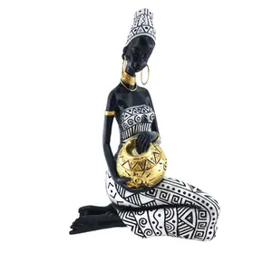 아프리카 여성 입상 조각 수제 사용자 정의 탁상 예술 아프리카 레이디 동상 앉아