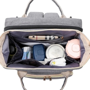 7 In1 fonctionnel personnalisé luxe pliant humide fourre-tout couche momie <span class=keywords><strong>sac</strong></span> étanche momie bébé <span class=keywords><strong>sac</strong></span> à couches <span class=keywords><strong>sac</strong></span> à <span class=keywords><strong>dos</strong></span> avec USB - Product Image 2