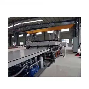 Máquina de fabricación de láminas de plástico hueco, 2019